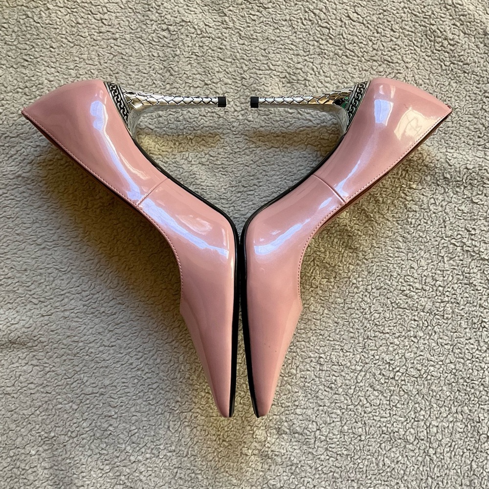 J. Renee soft pink, patent leather heels - Picture 3 of 5
